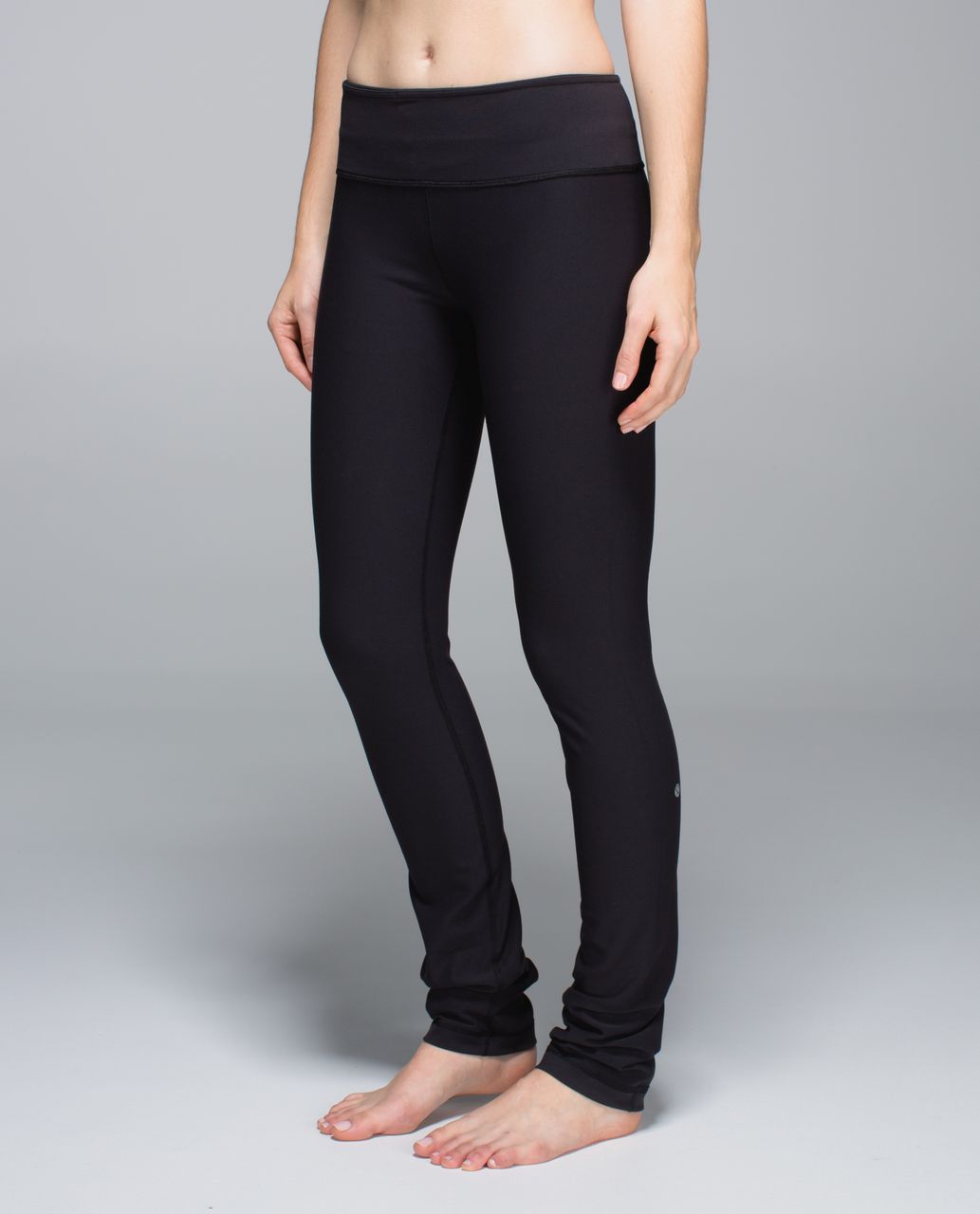 Lululemon Skinny Groove Pant *Full-On Luon - Black /  Ultra Violet