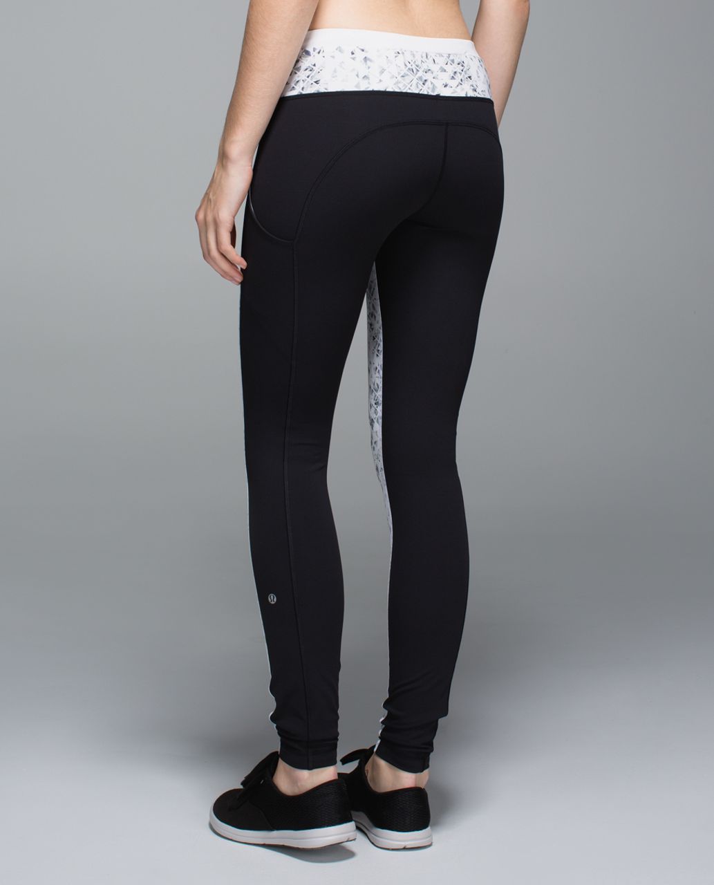 Lululemon Speed Tight II *Full-On Luxtreme - Unbreakable White Black / Black  / White - lulu fanatics