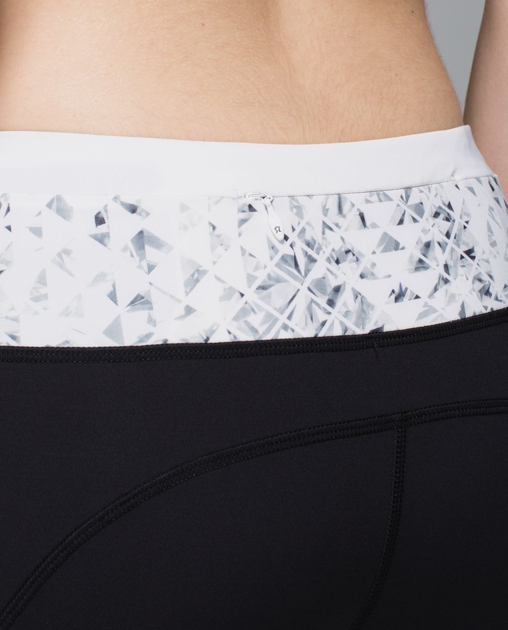 Lululemon Speed Tight II *Full-On Luxtreme - Unbreakable White Black / Black  / White - lulu fanatics