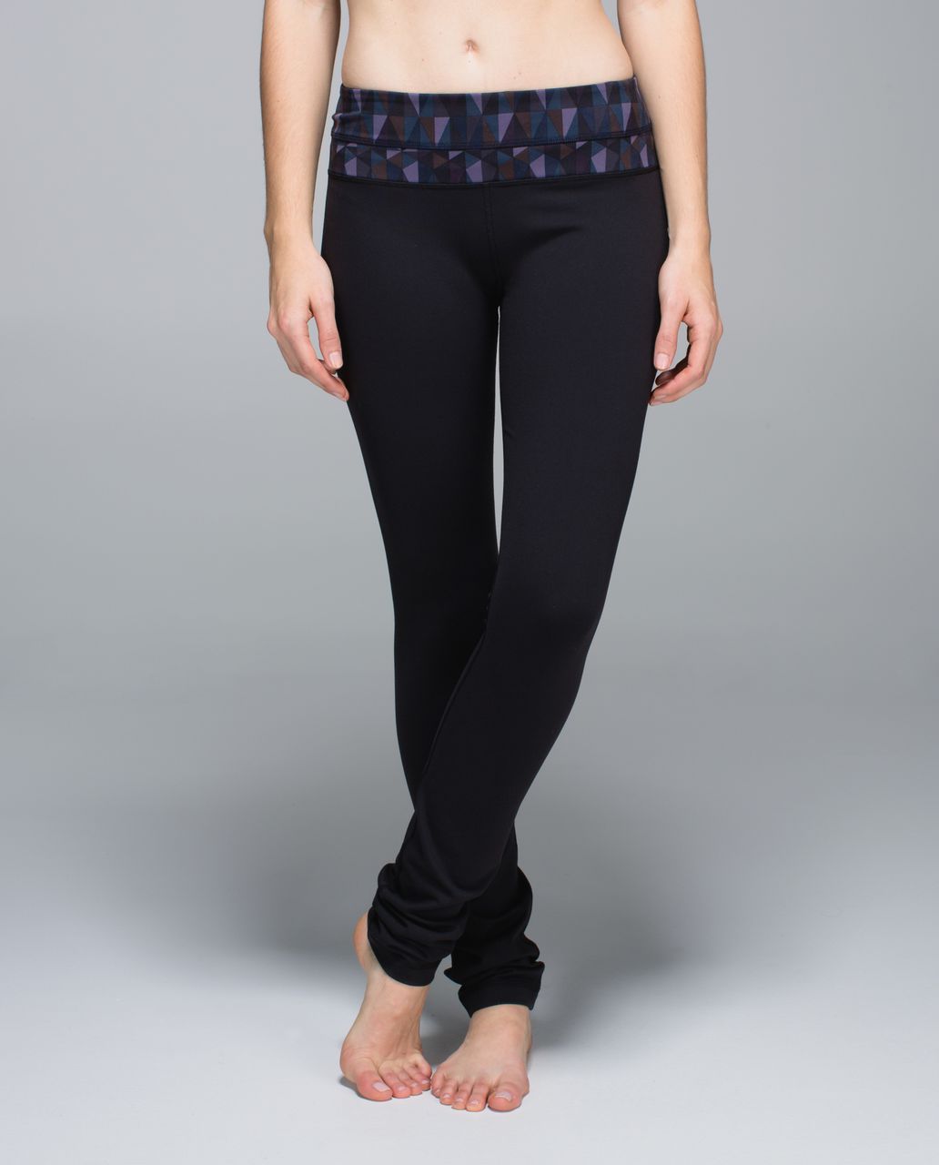 Lululemon Skinny Groove Pant *Full-On Luon - Black / Stained Glass Love Nightfall Black