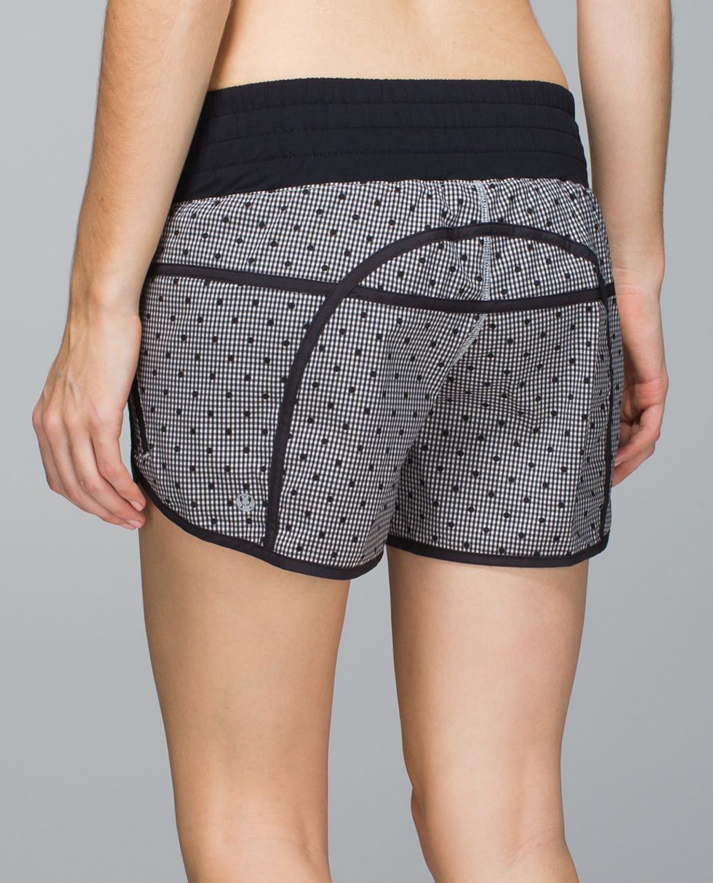 Lululemon Tracker Short II *2-way Stretch - Dottie Eighth Gingham White Black / Black