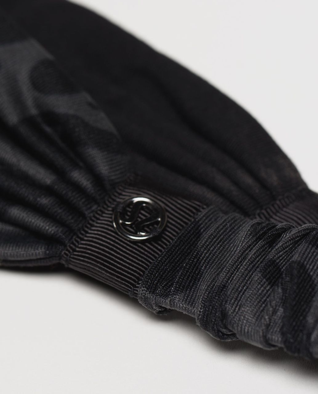 Lululemon Bang Buster Headband *Reversible - Animal Swirl Deep Coal Black