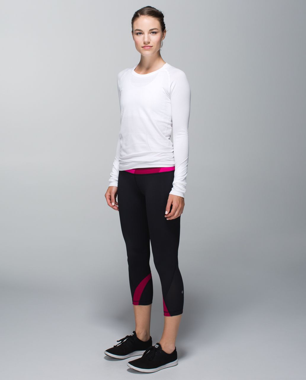 Lululemon Run:  Inspire Crop II - Black / Fa14 Quilt 19 / Bumble Berry