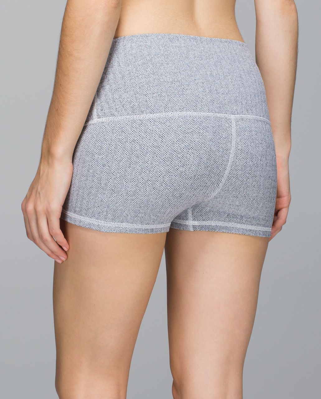 Lululemon Boogie Short (Roll Down) *Full-On Luon - Heathered Herringbone Heathered Black White