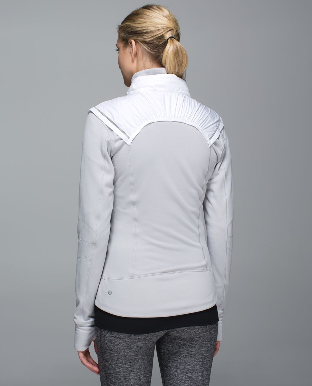 Lululemon Snug Sprinter Jacket - Heathered Silver Spoon / White