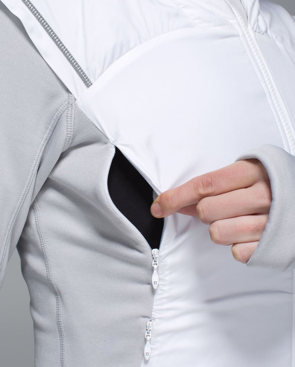 Lululemon Snug Sprinter Jacket - Heathered Silver Spoon / White