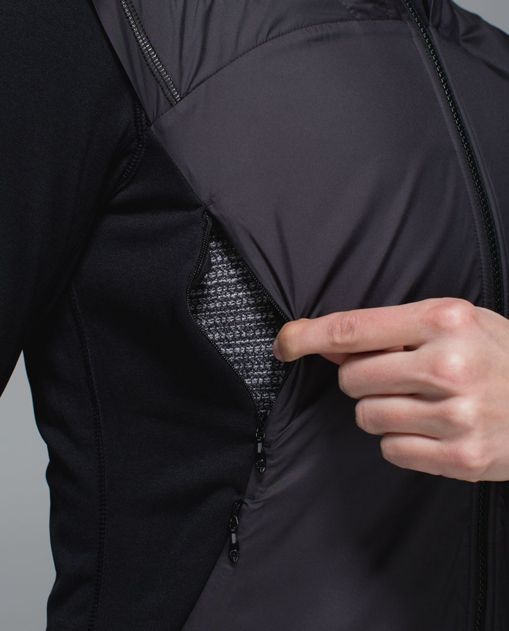 Lululemon Snug Sprinter Jacket - Heathered Black /  Black