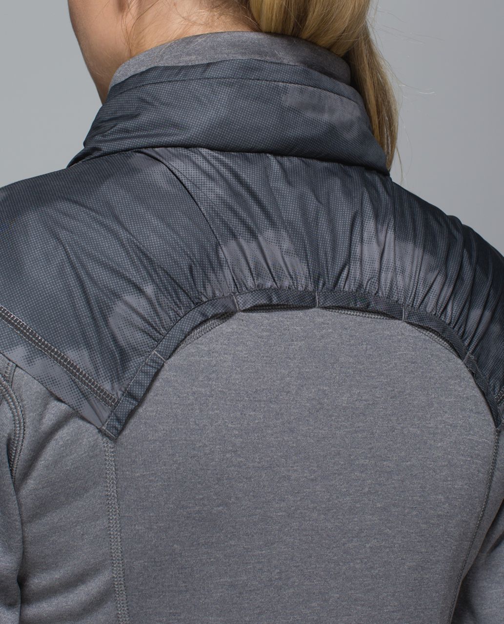 Lululemon Snug Sprinter Jacket - Heathered Slate / Dream Rose Slate Black