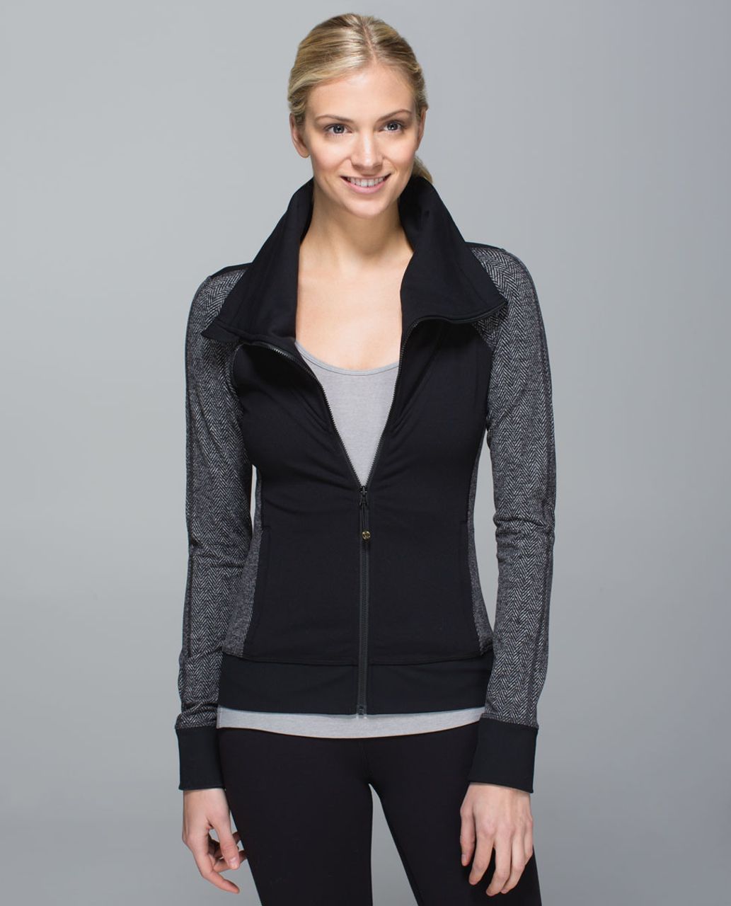 lululemon lightweight run jacket