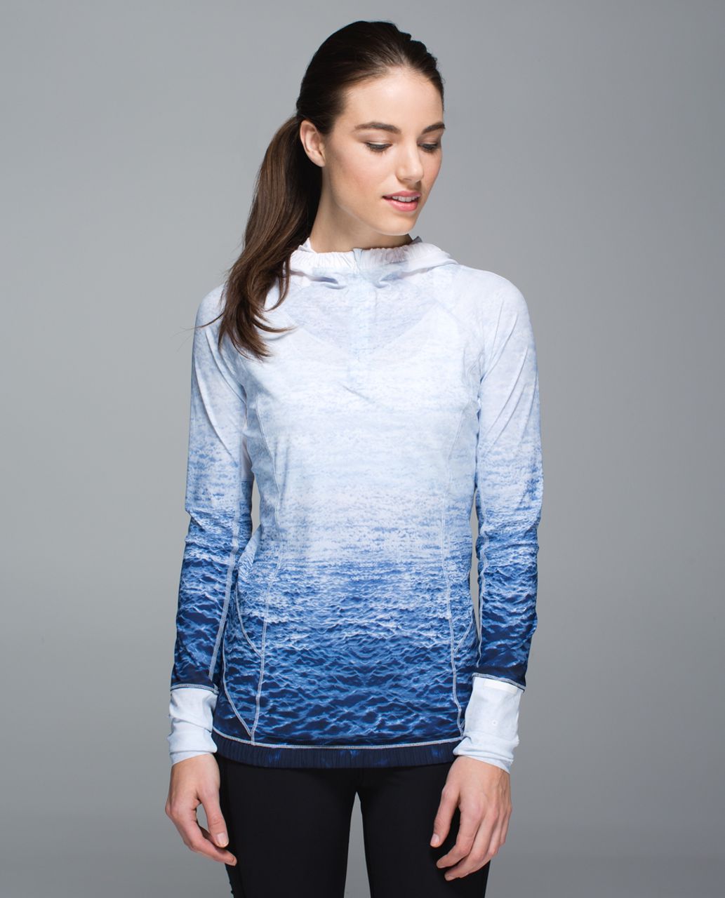 Lululemon Water Bound Hoodie - Ombre Wave White Navy / White