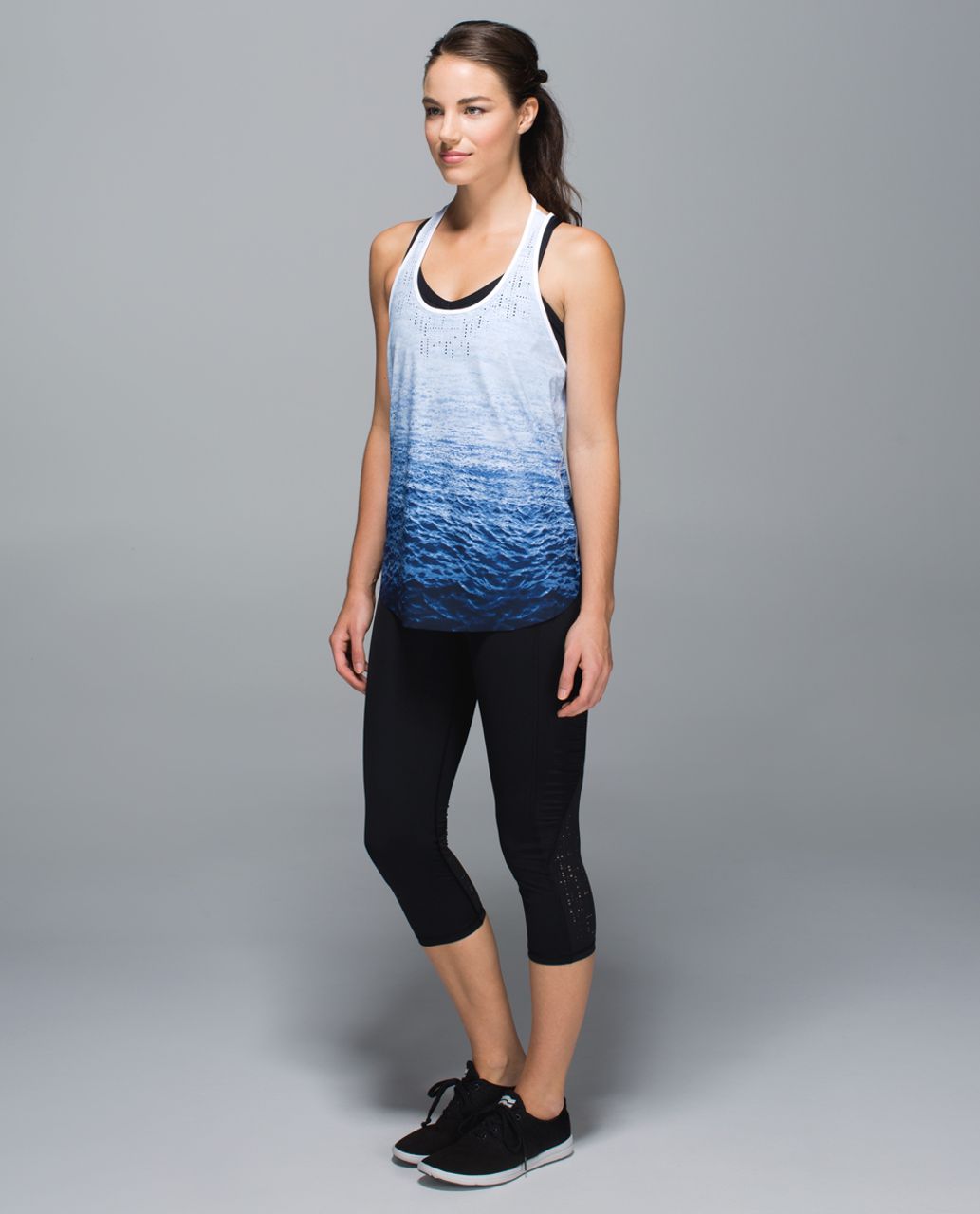 Lululemon Water Bound Singlet - Ombre Wave White Navy / White