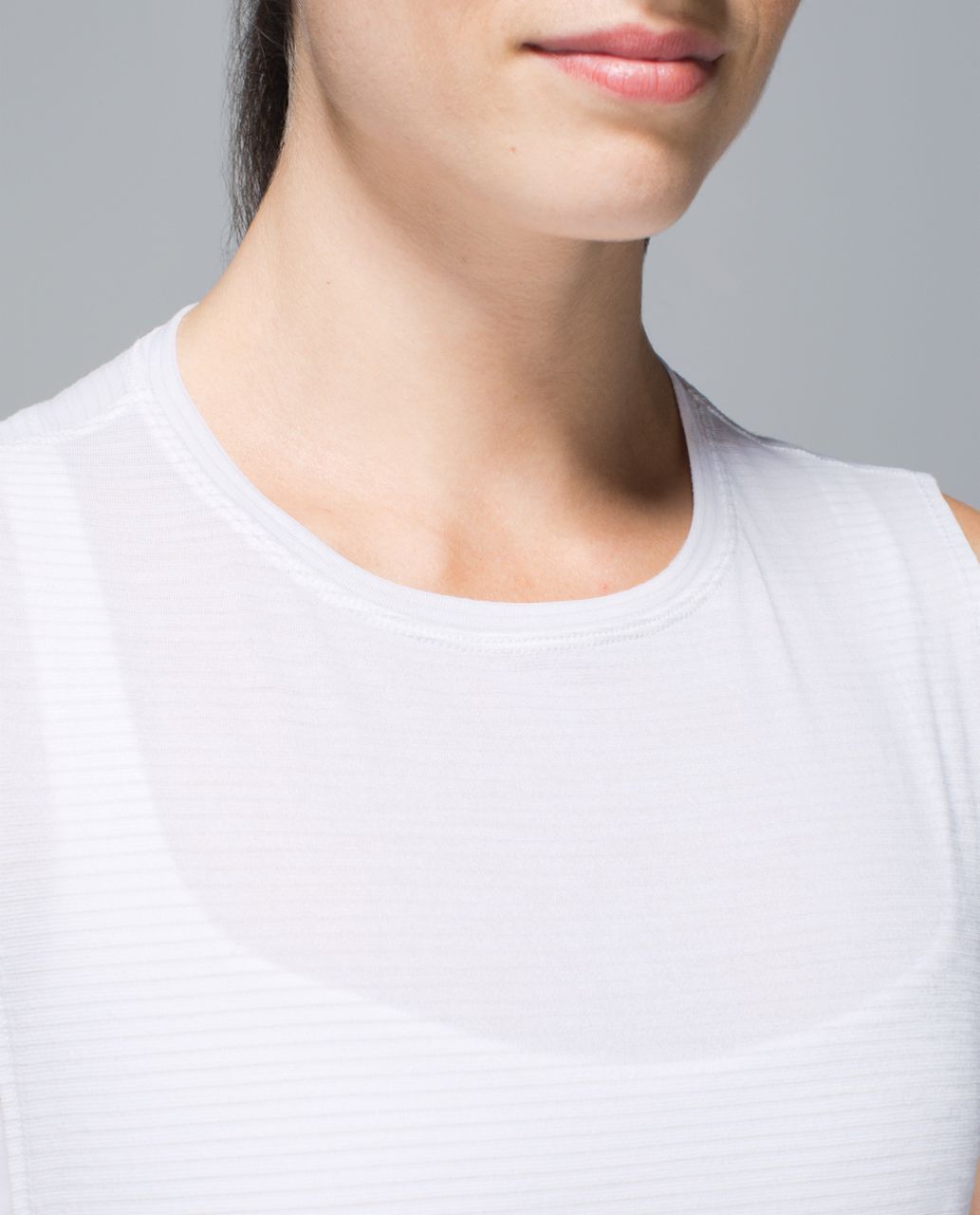 Lululemon Yogi Muscle Tee - Heathered White