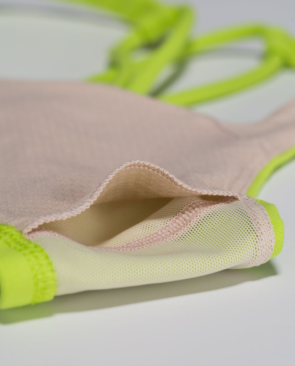 Lululemon Free To Be Bra - Brisk Lime