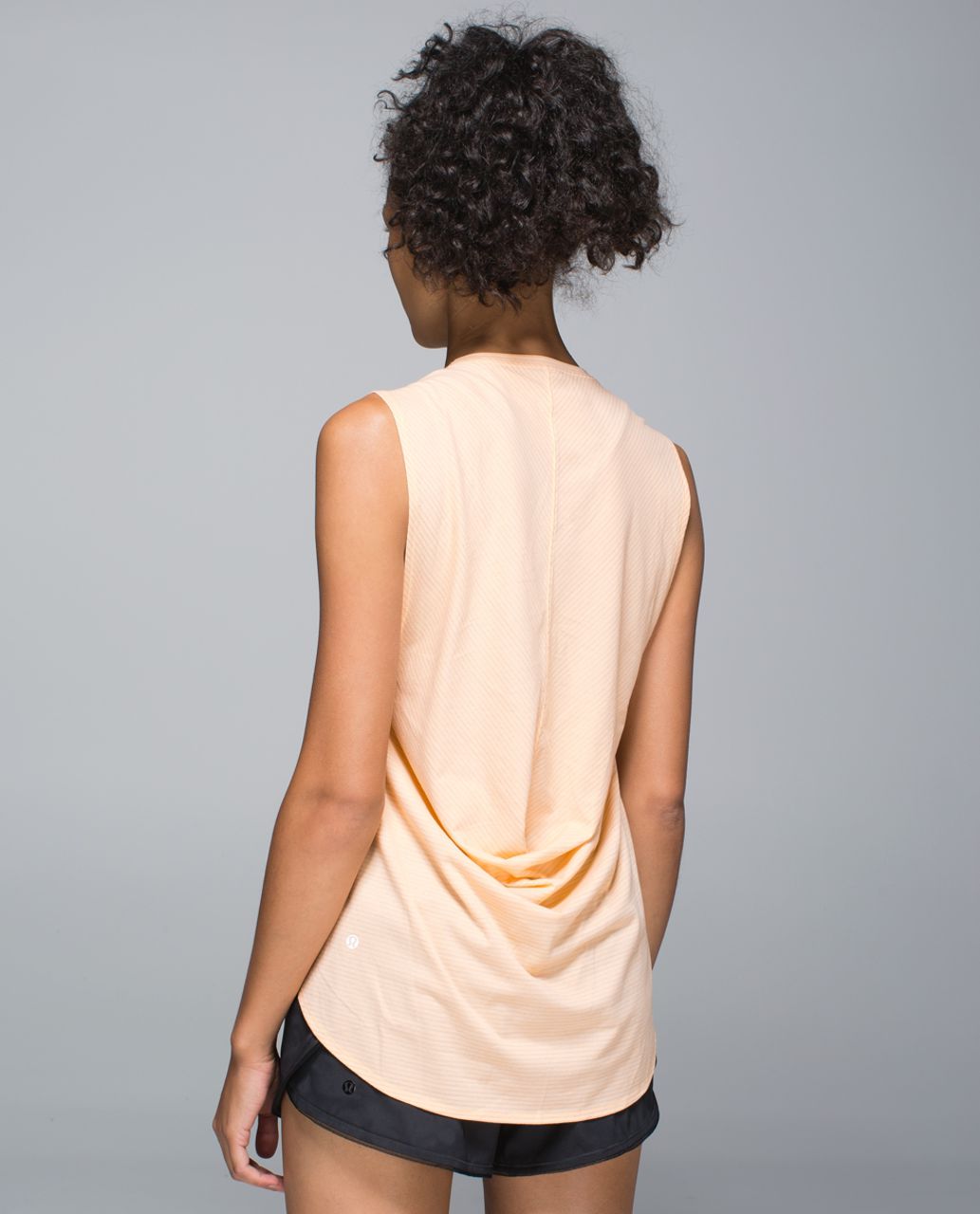 Lululemon Yogi Muscle Tee - Heathered Peach Fuzz