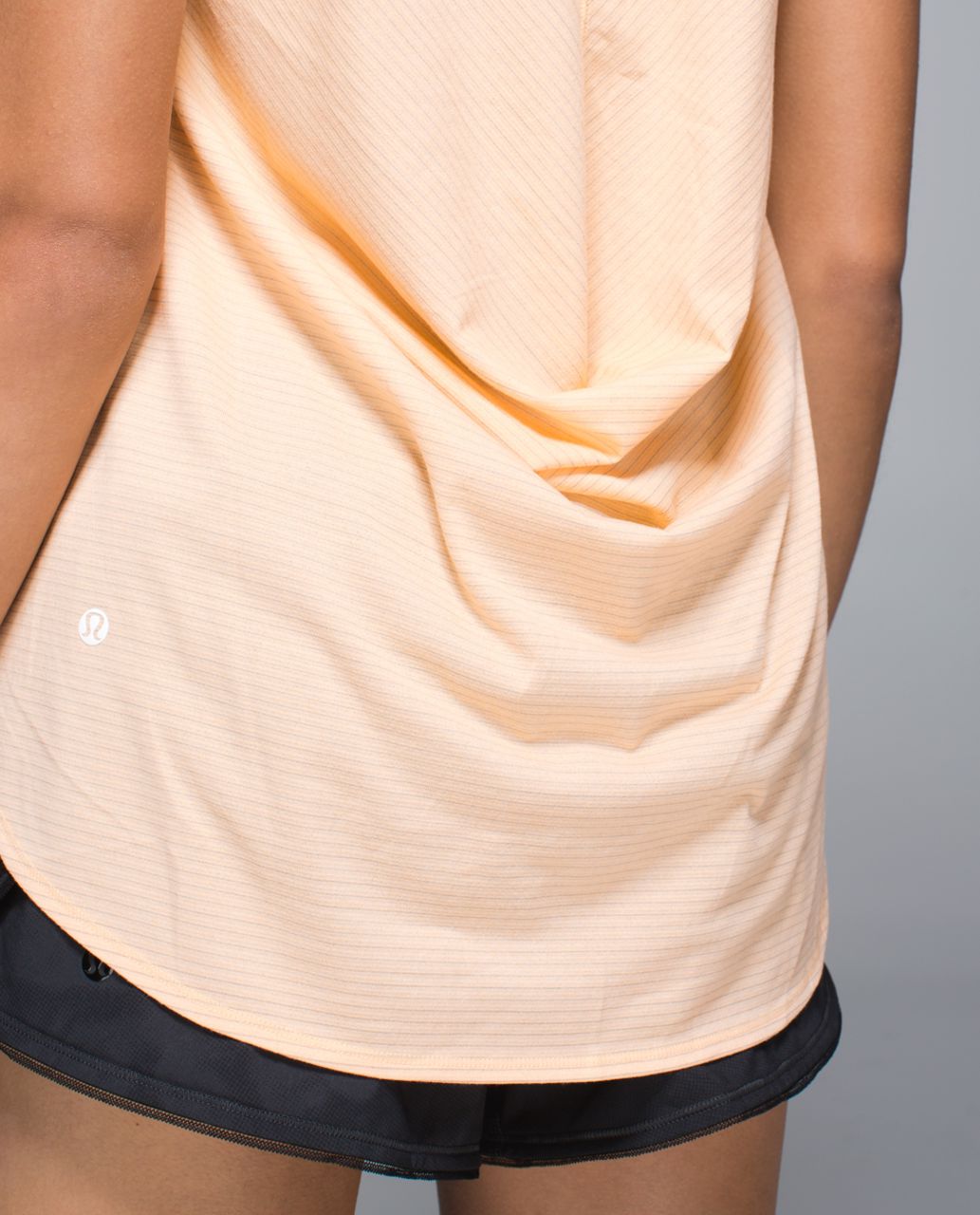 Lululemon Yogi Muscle Tee - Heathered Peach Fuzz