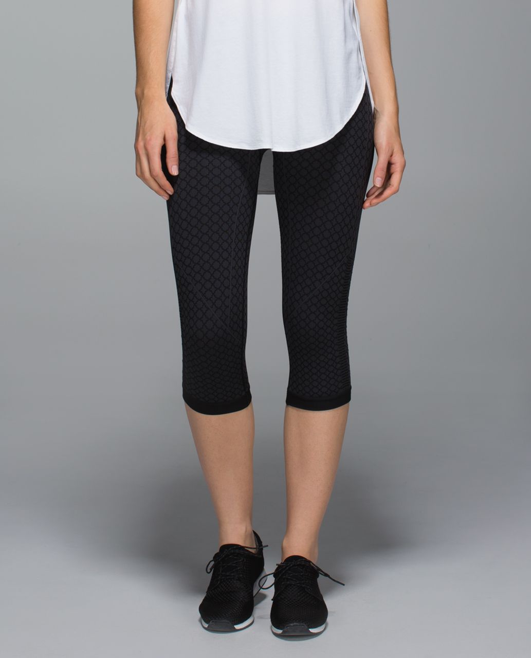 Lululemon In The Flow Crop II (First Release)- Heathered Deep Coal