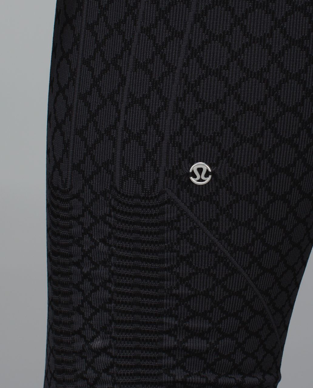 Lululemon In The Flow Crop II (First Release)- Heathered Deep Coal