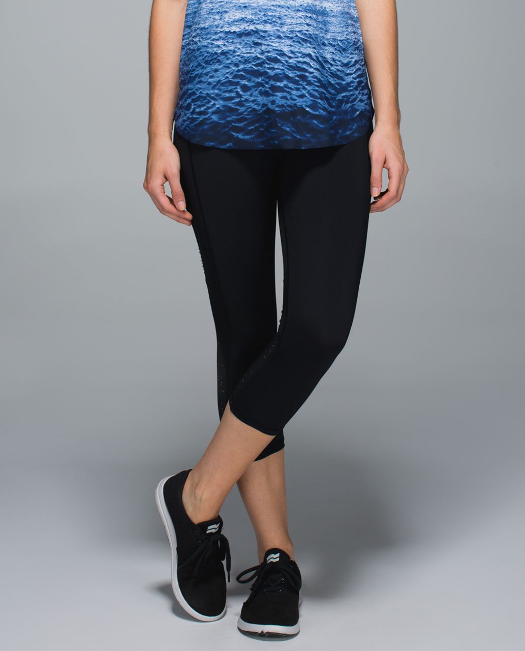 Lululemon Astro Crop - Black / Bon Bon / Paradise - My Superficial Endeavors