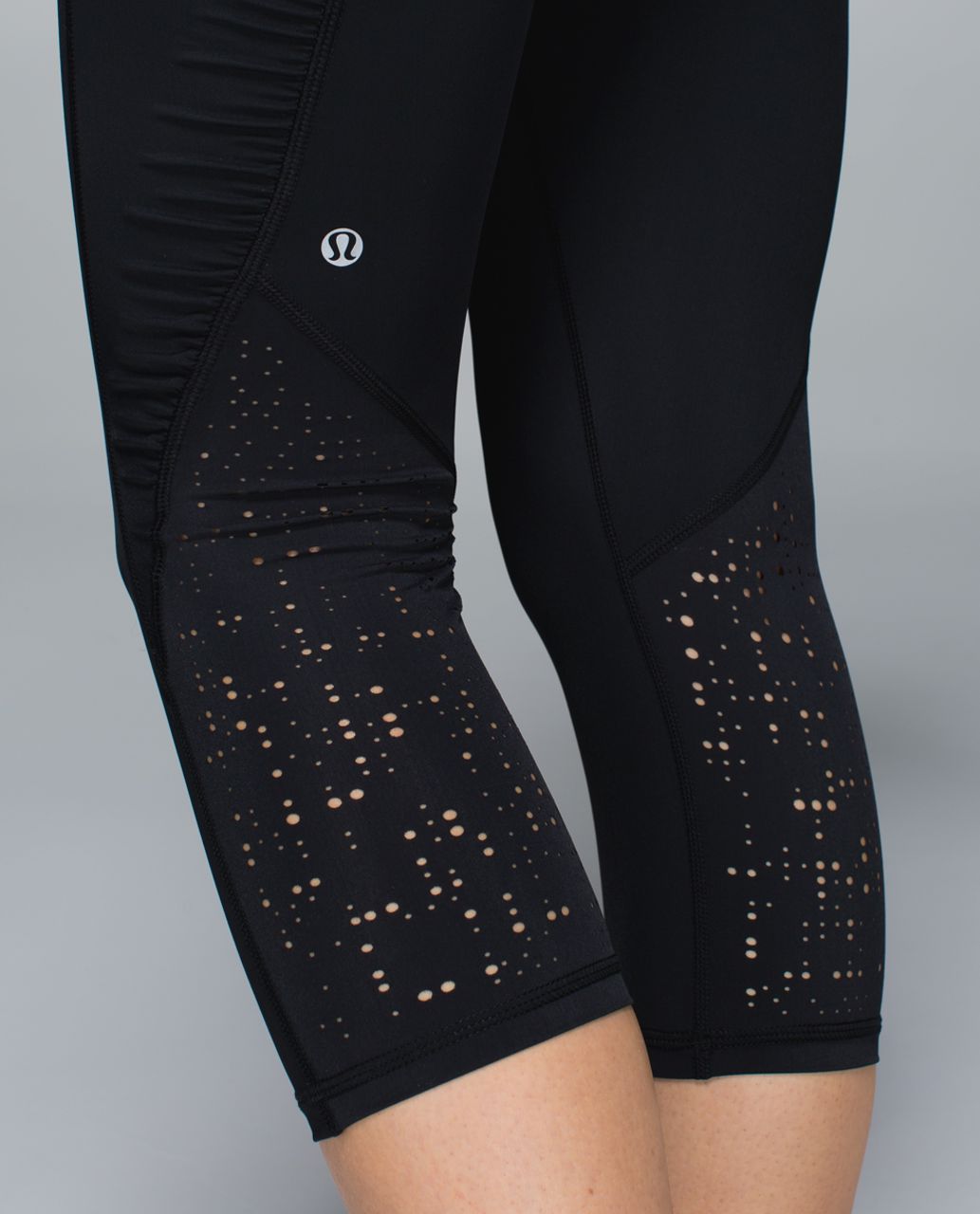 Lululemon Water Bound Crop - Black / Paradise Grid Multi