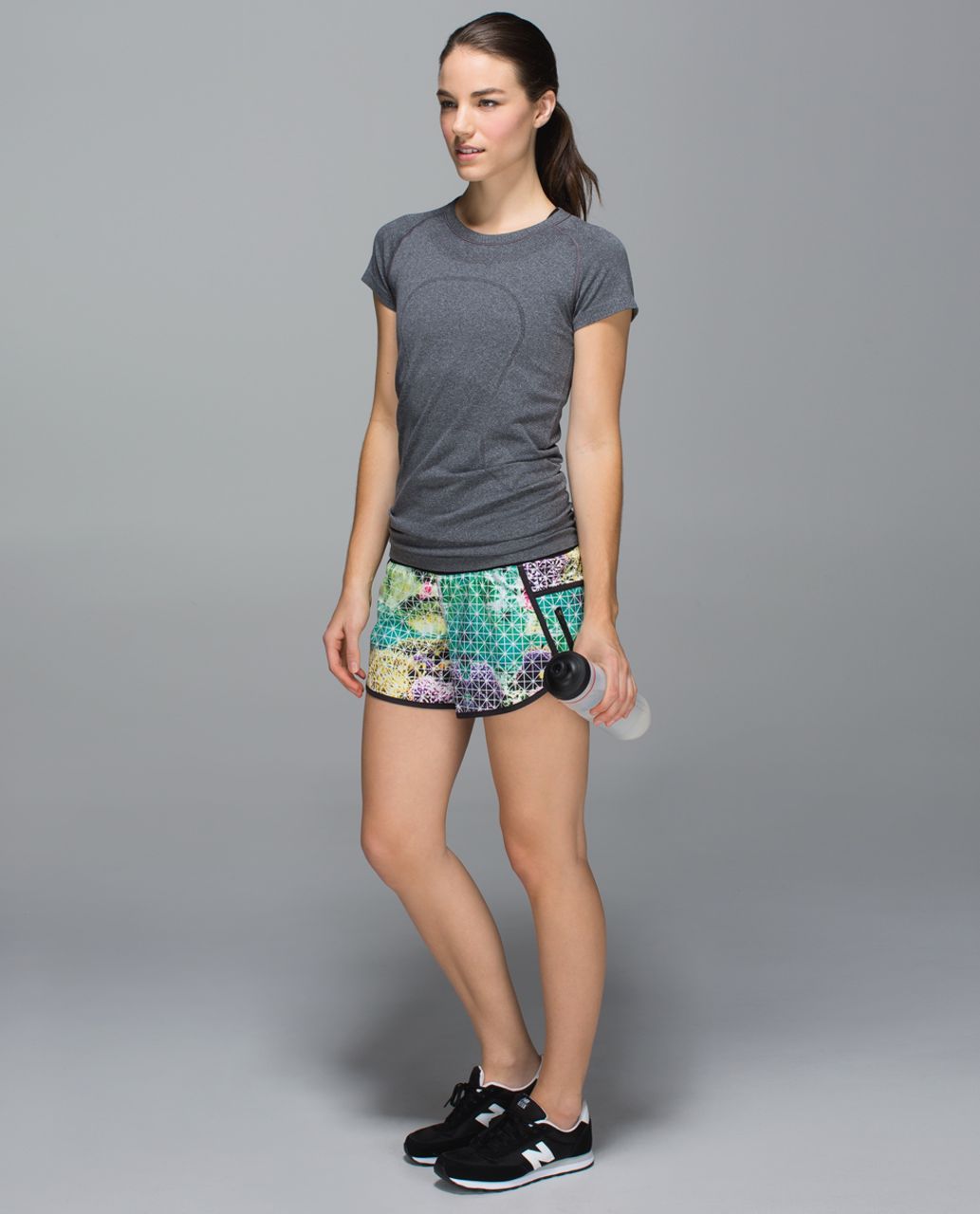 Lululemon Tracker Short II *2-way Stretch - Paradise Grid Very Green Multi / Black