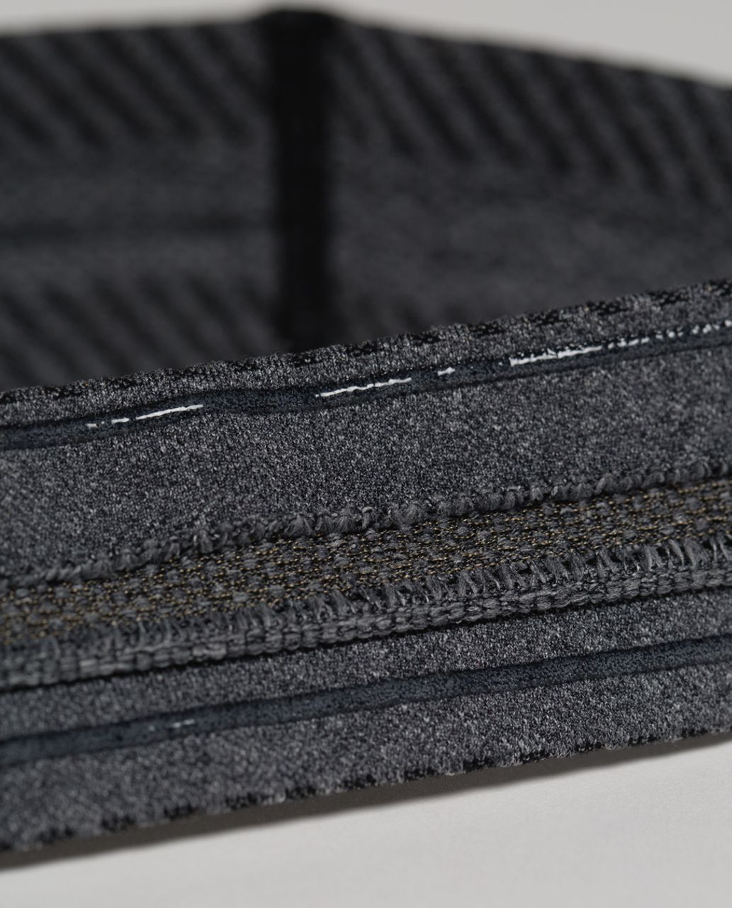 Lululemon Swiftly Headband - Heathered Black