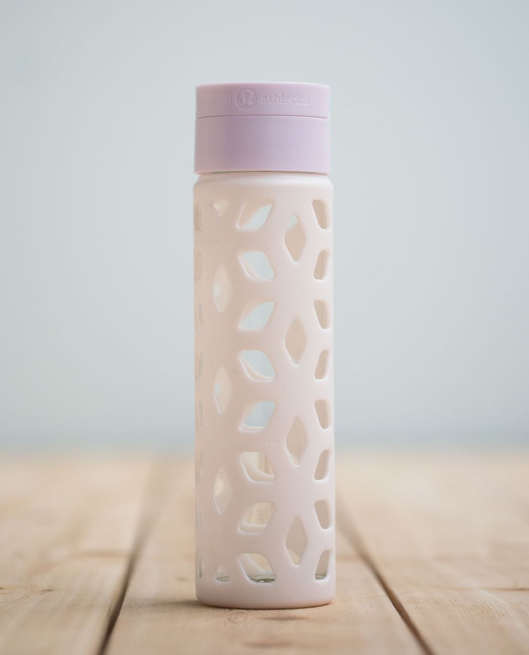 Lululemon Pure Focus Glass Silicone Polka Dot Water Bottle Tumbler Hot Pink