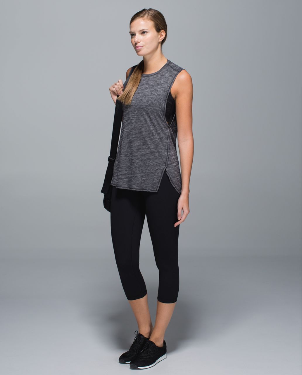 Lululemon Yogi Muscle Tee - Heathered Black