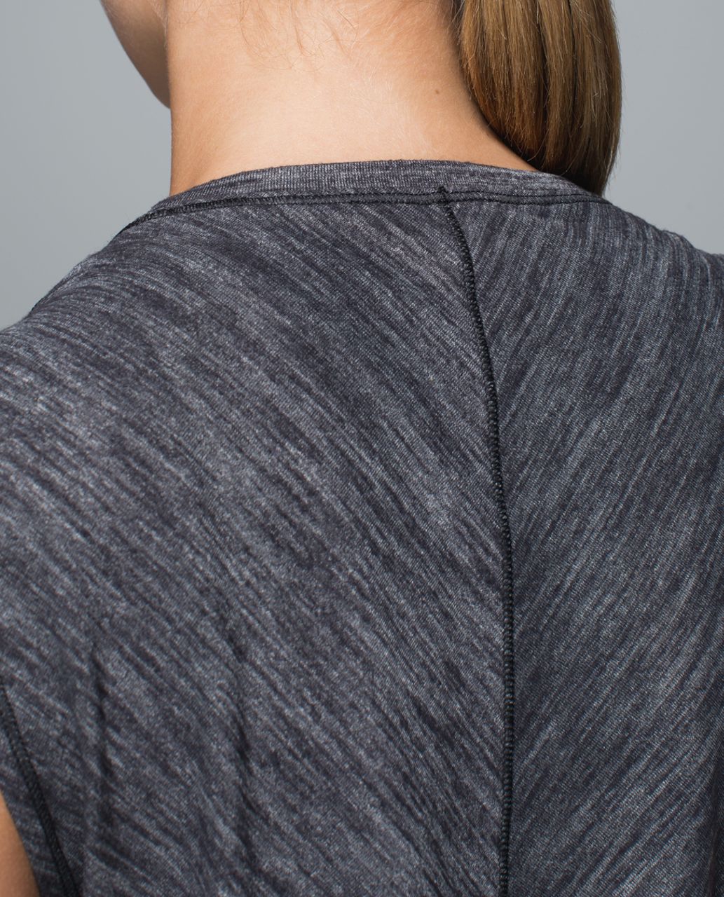 Lululemon Yogi Muscle Tee - Heathered Black