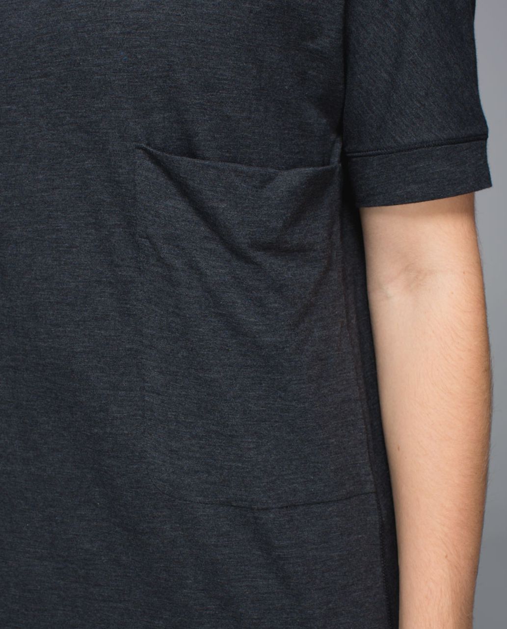 Lululemon Ravi Tee - Heathered Black