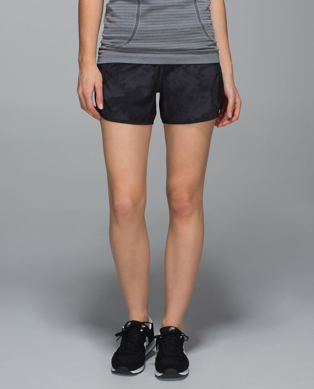 Lululemon Run Times Short *4-way Stretch - Dream Rose Deep Coal Black / Black