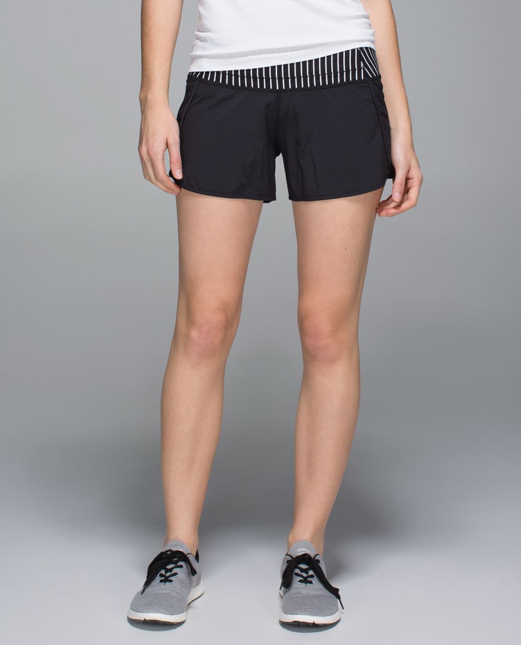 Lululemon Run Times Short *4-way Stretch - Black / Parallel Stripe White Black