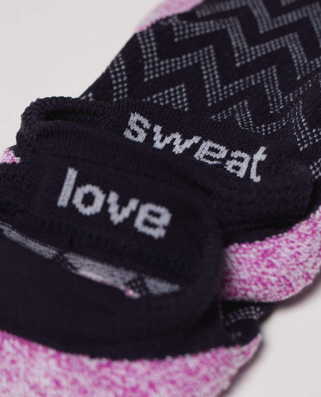 Lululemon Women's Ultimate Padded Run Sock - Chevron Mesh Black Grape Ultra Violet