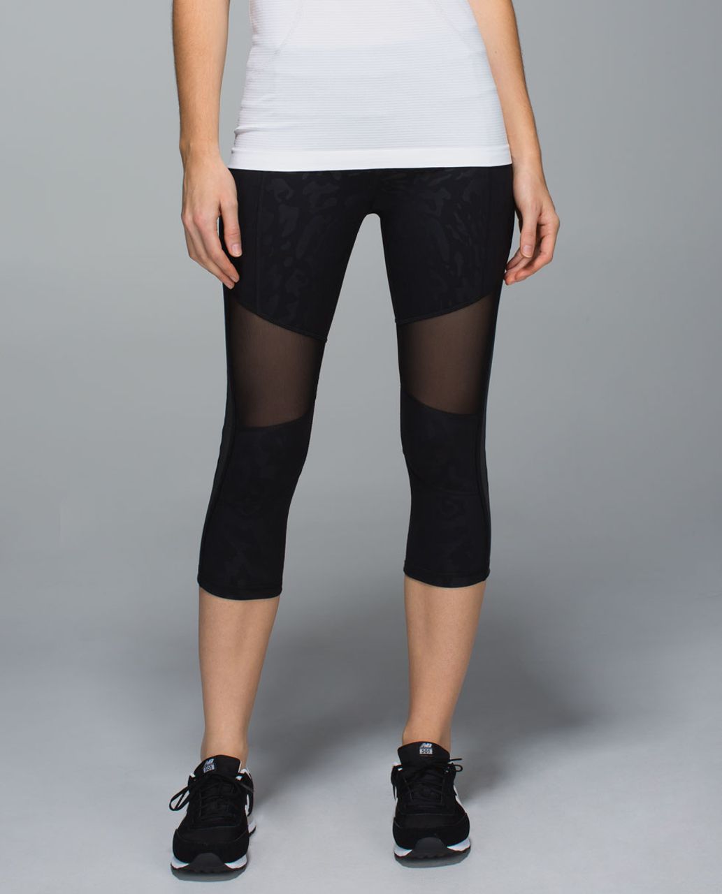 Lululemon Mesh With Me Crop - Animal Swirl Embossed Black / Black