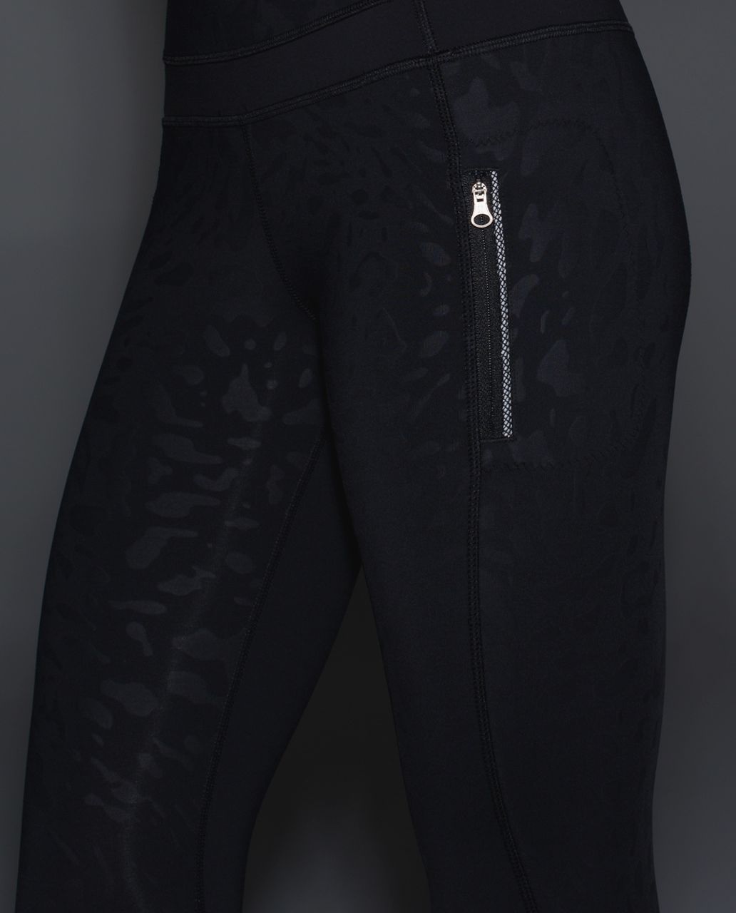 Lululemon Inspire Tight II - Animal Swirl Embossed Black / Black