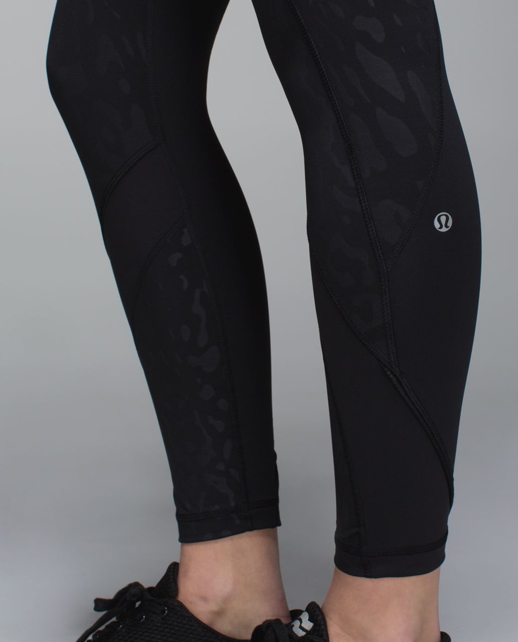 Lululemon Animal Print Tightsqueeze