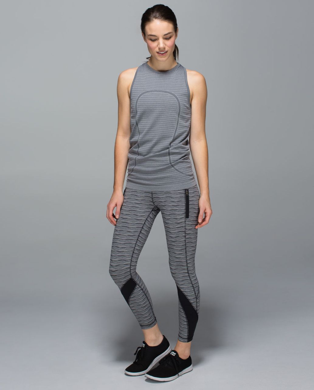 Lululemon Inspire Tight II - Textured Wave Black Silver Spoon / Black