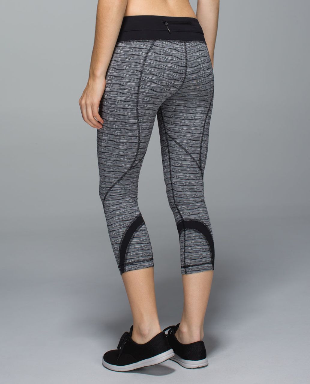 Lululemon Run:  Inspire Crop II *All Luxtreme - Textured Wave Black Silver Spoon / Black