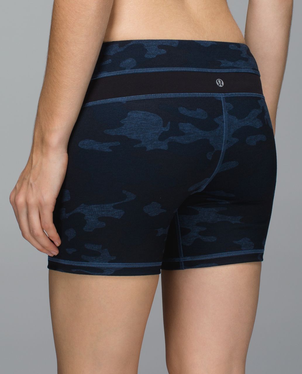 Lululemon Groove Short *Full-On Luon (Regular) - Heathered Texture Lotus Camo Oil Slick Blue / Black