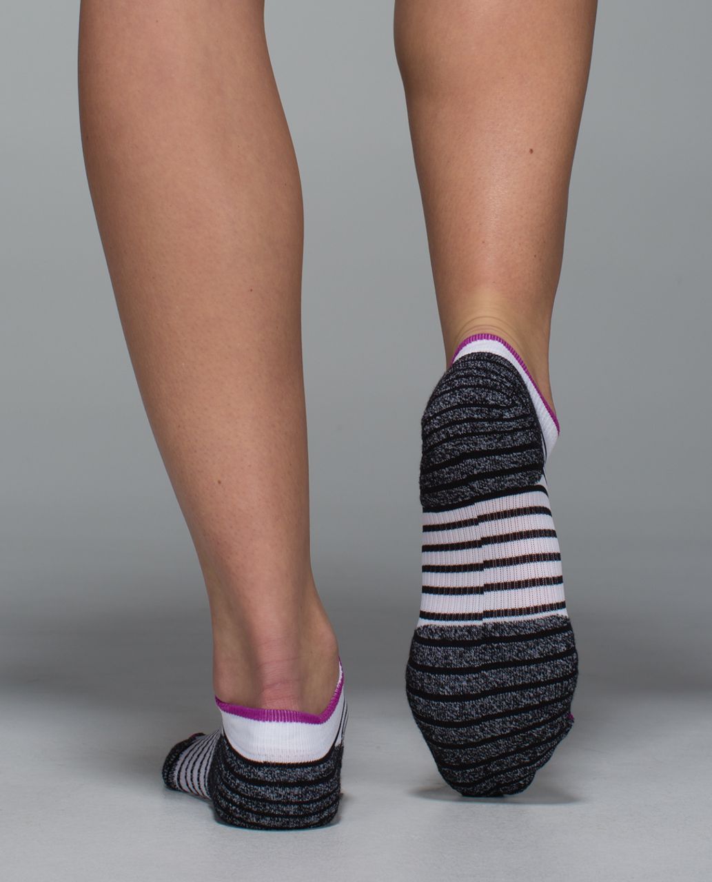 Lululemon Women's Ultimate Padded Run Sock - 4x10 Stripe Black Ultra Violet