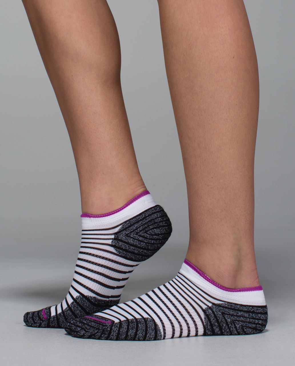 Lululemon Women's Ultimate Padded Run Sock - 4x10 Stripe Black Ultra Violet