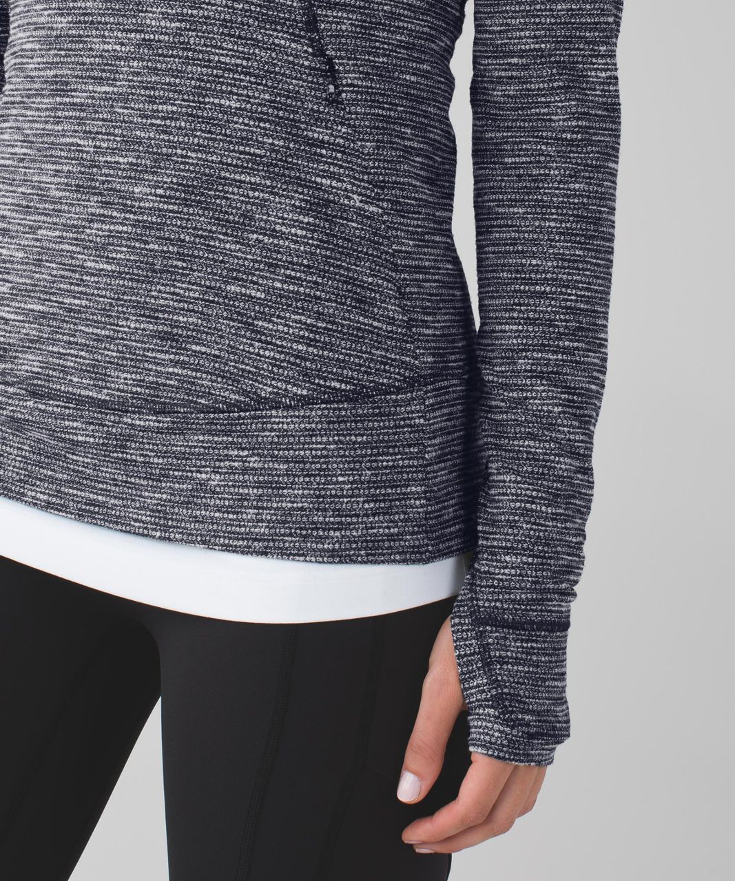 Lululemon Womens 8 Heathered Gray Herringbone 1/4 Zip Think Fast Pullover