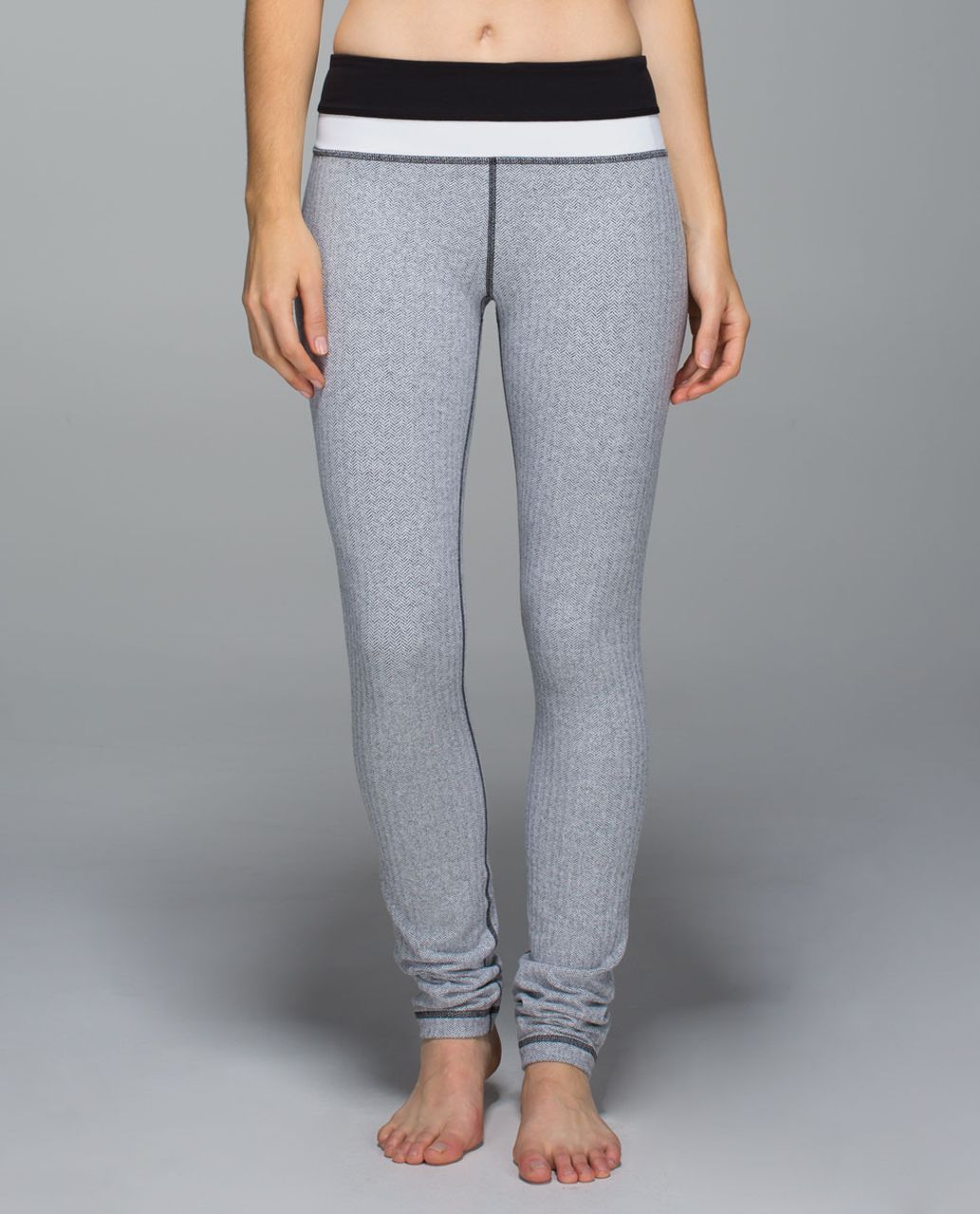 Lululemon Skinny Groove Pant *Full-On Luon - Heathered Herringbone Heathered Black White / Black / White