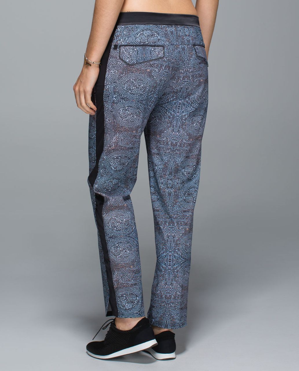 lululemon shine trouser