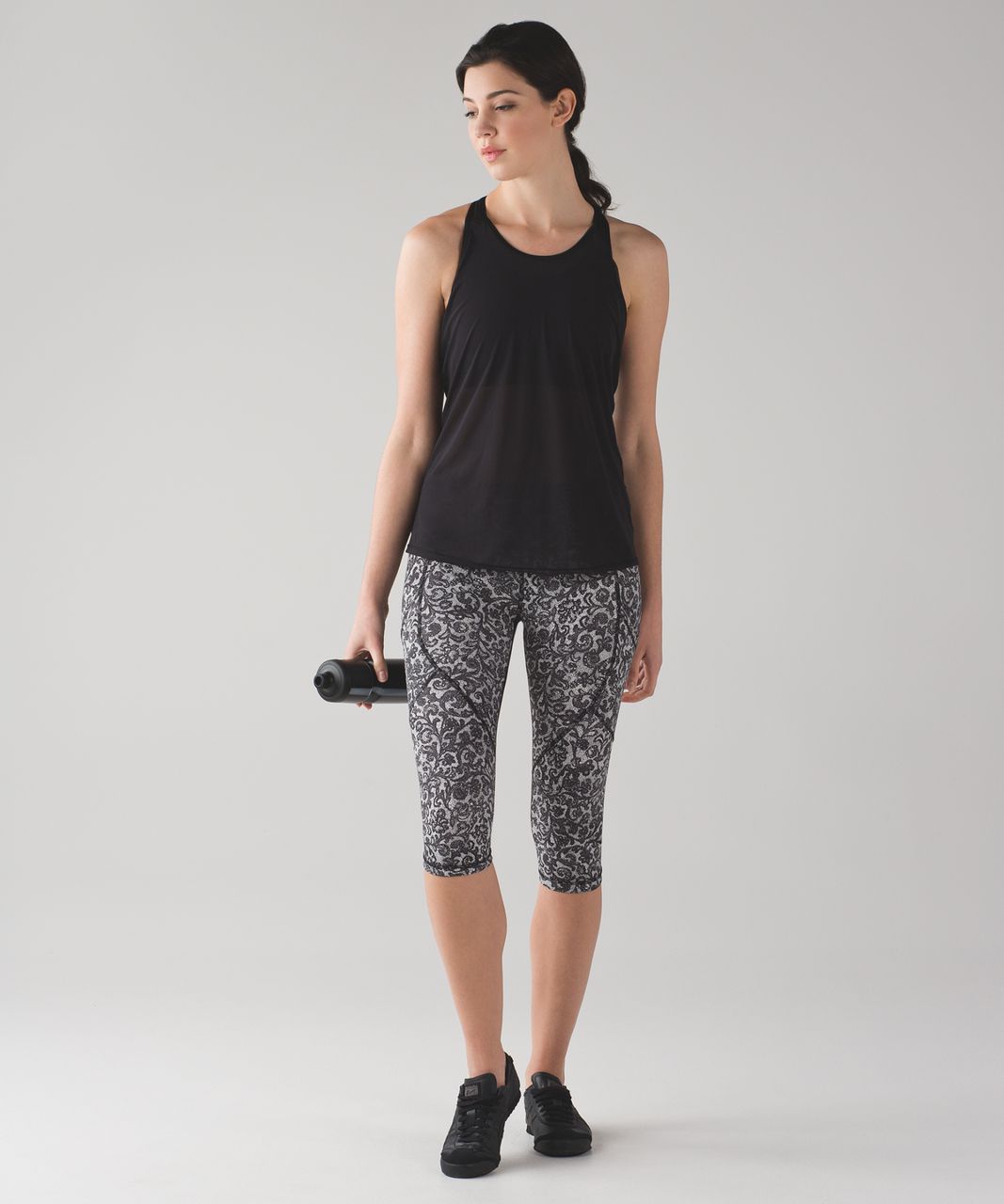 Lululemon Outrun 17 Crop - Splatter White Black / Black - lulu fanatics