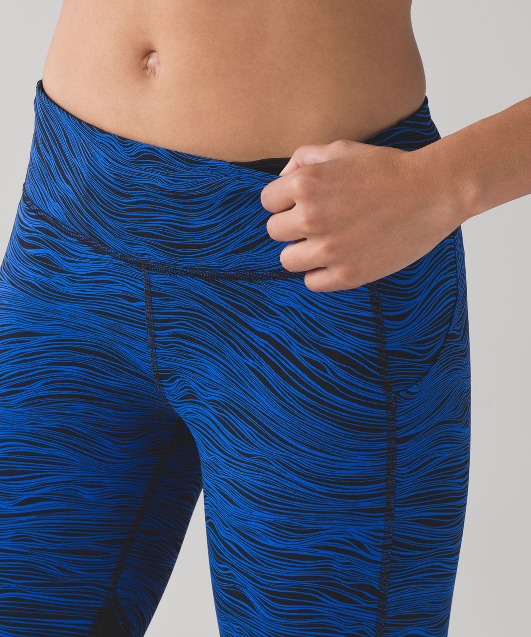 Lululemon Pace Rival Crop (22") - Life Lines Cerulean Blue Black / Black