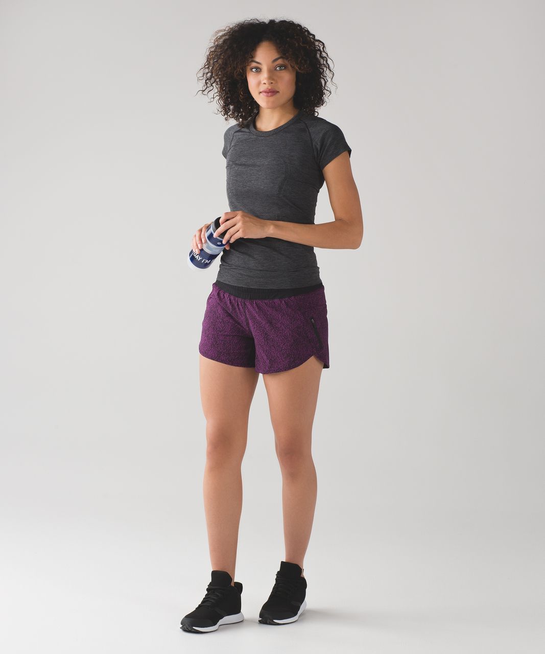 Lululemon Tracker Short IV (4") - Circuit Aurora Black / Black