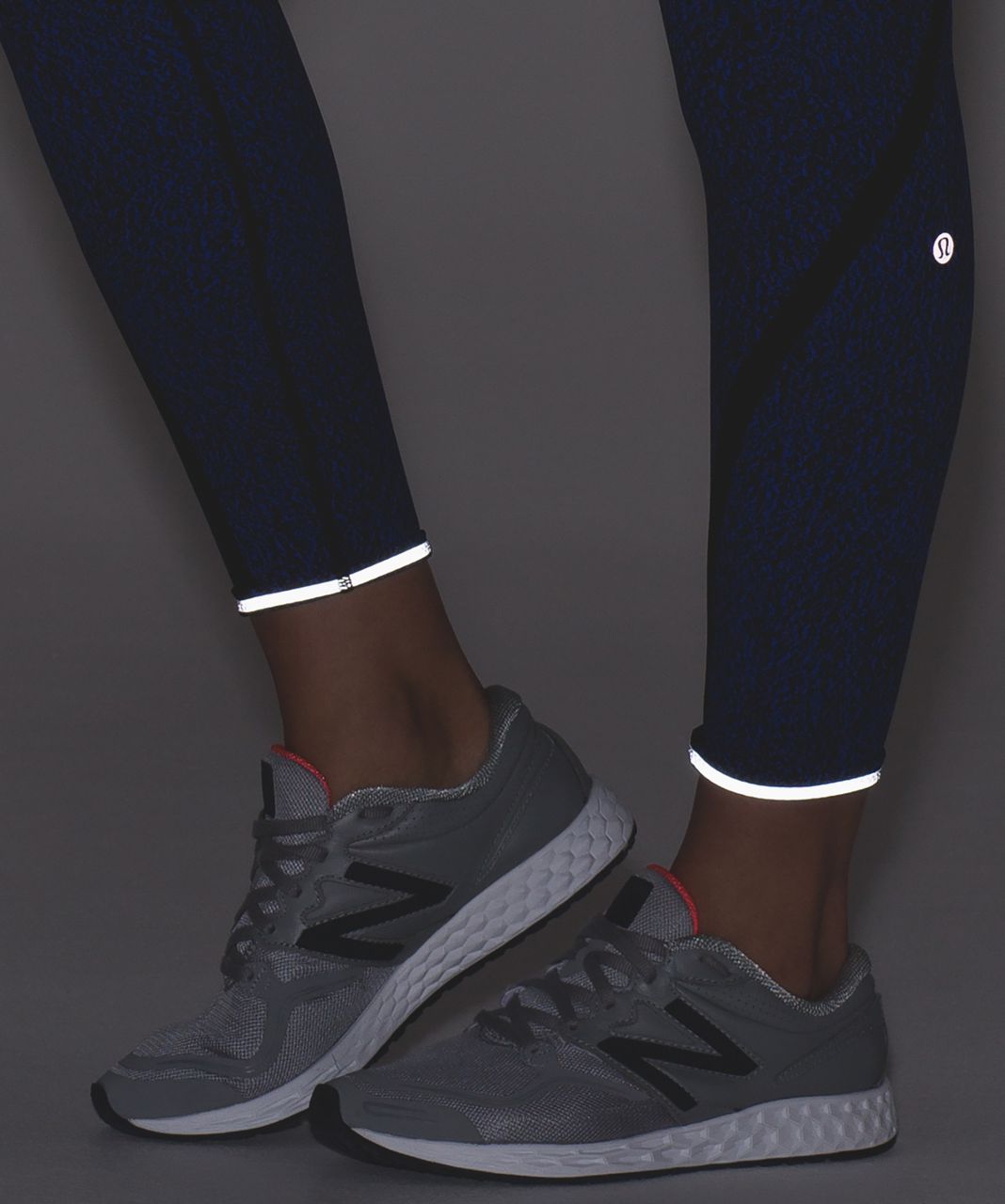 Lululemon On Track Tight - Circuit Cerulean Blue Black / Black