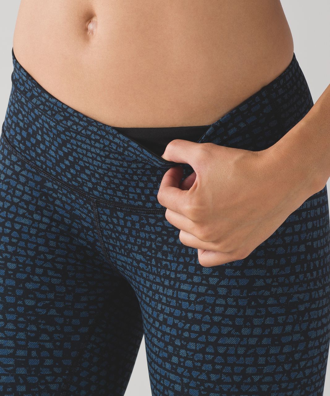 Lululemon Wunder Under Pant III - Black / Tofino Teal / Alberta Lake - lulu  fanatics