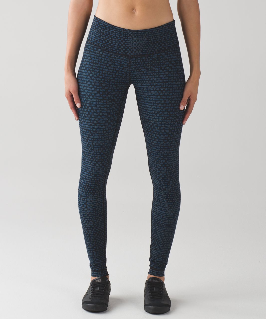 Lululemon Jet Pant - Power Luxtreme Suited Jacquard Black White - lulu  fanatics