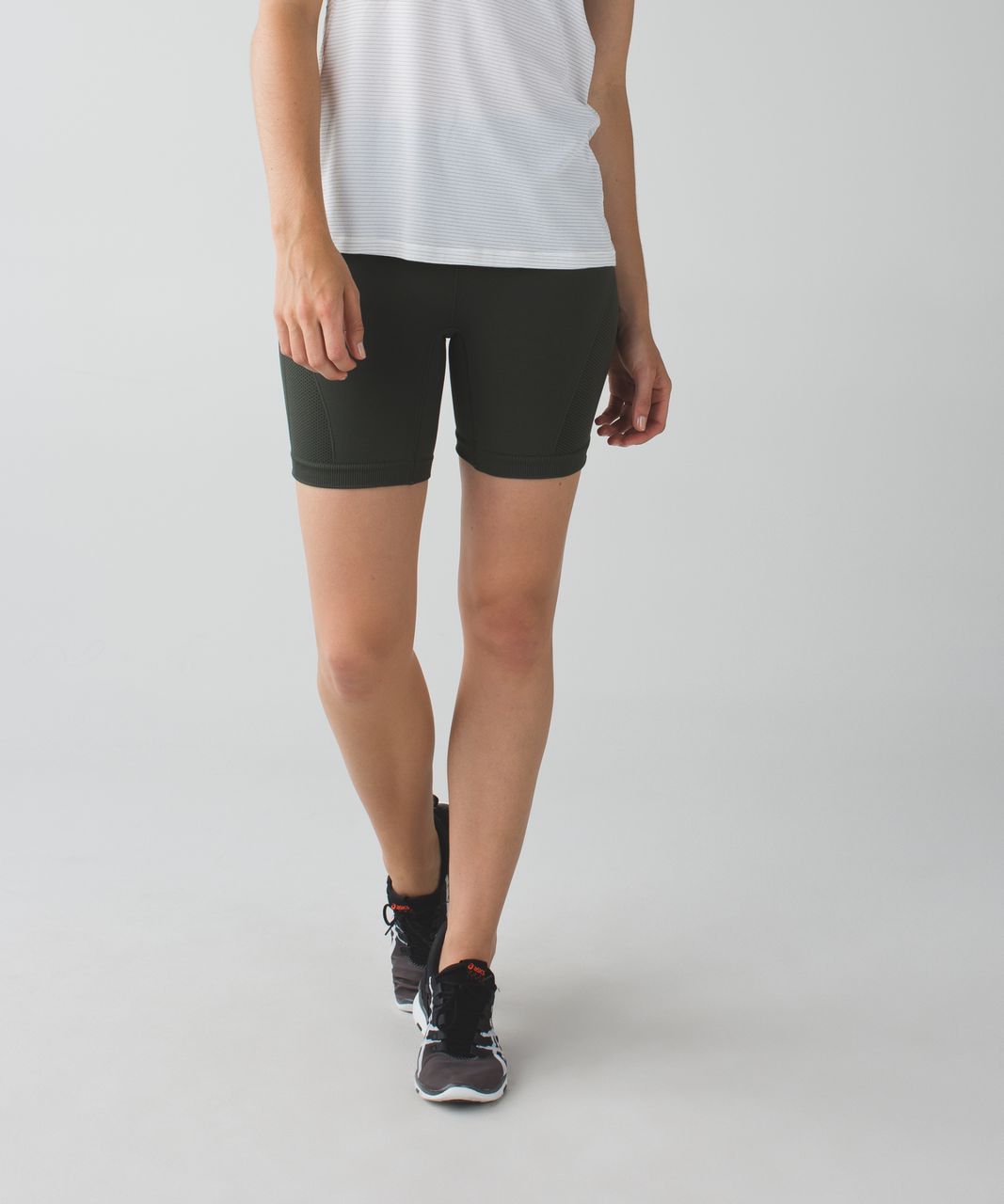 Lululemon Sculpt Short - Black - lulu fanatics